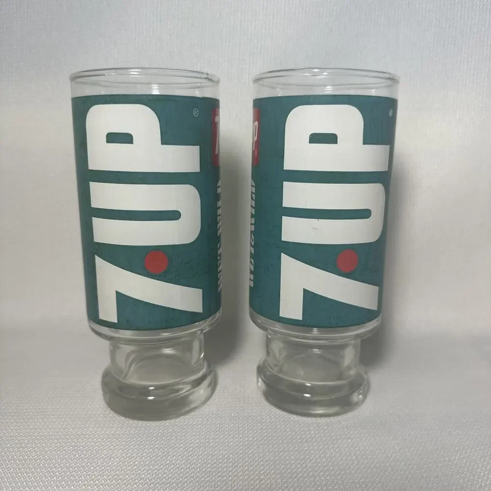 Vintage 7UP Drinking Glasses The Uncola 6.5
